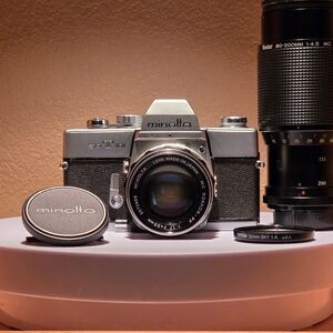 Minolta SRT101 35mm MC-Rokkor PF and Vivitar Zoom Lens Covers Cable Flash Bag